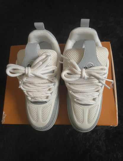 SKATER SNEAKER
