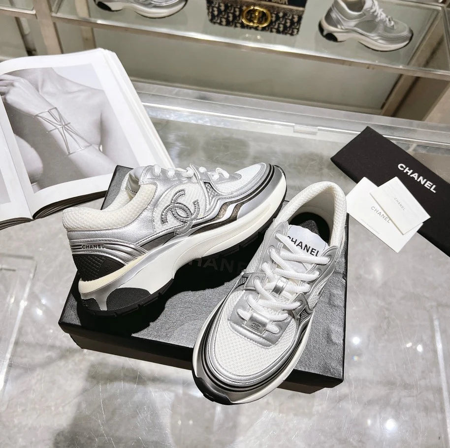 "CC" Runner Sneaker