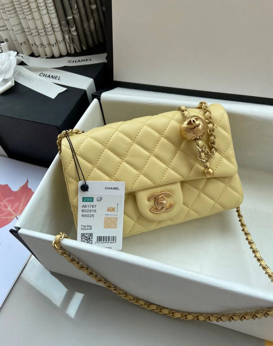 “CC“ SMALL YELLOW BAG