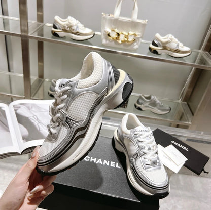 "CC" Runner Sneaker
