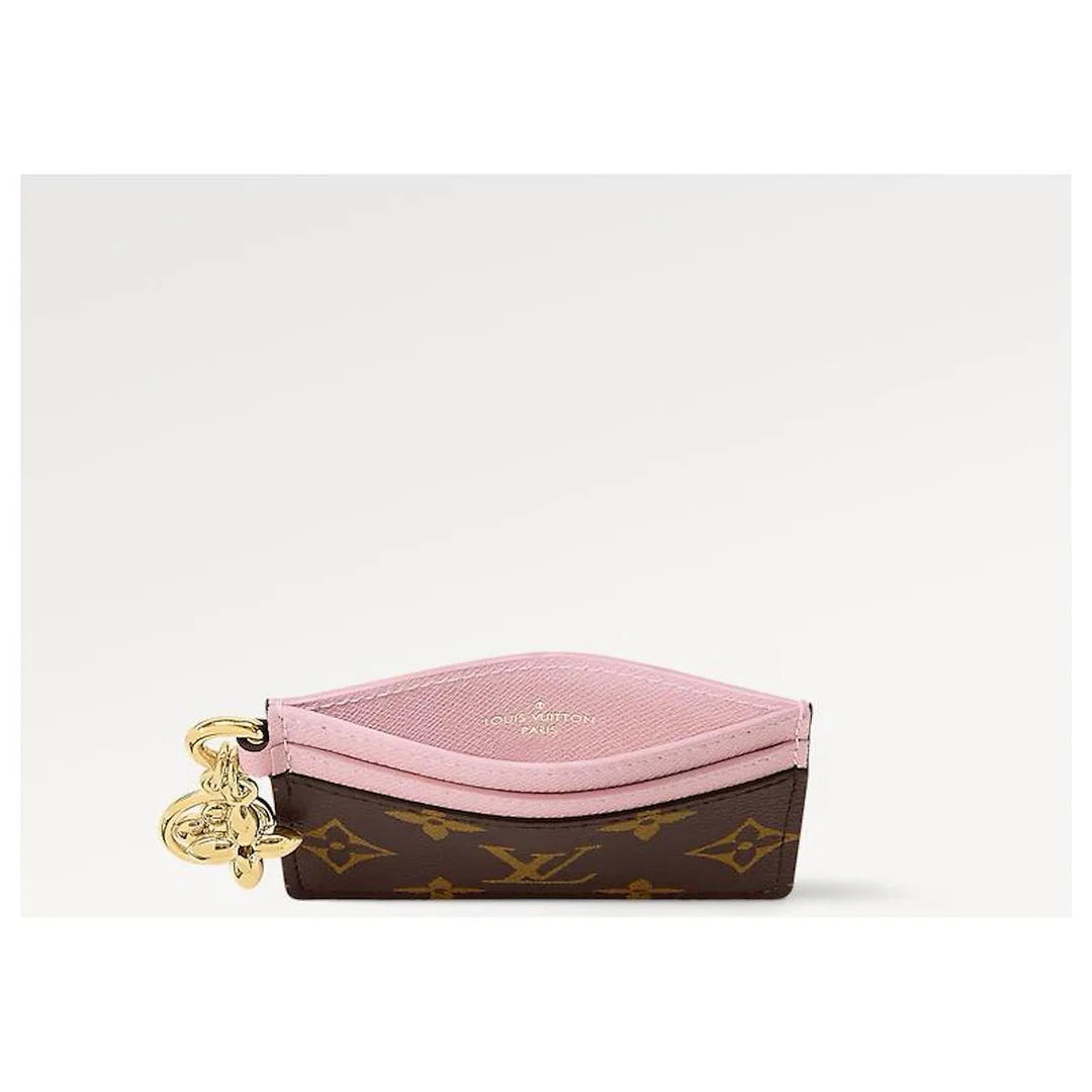 'LV' CARDHOLDER