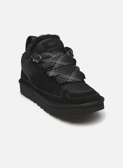 COZY SNEAKERS
