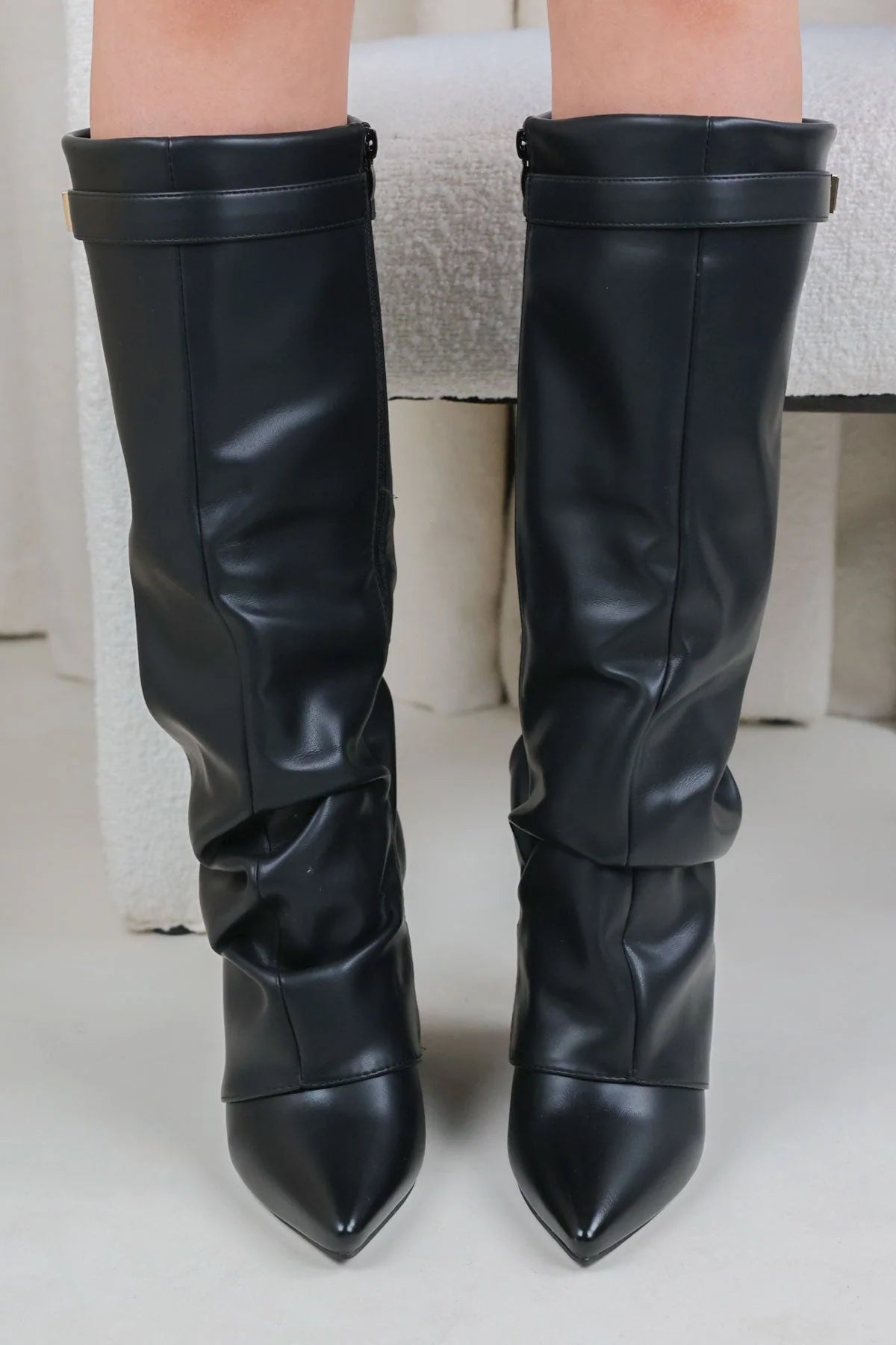 SHARK BOOTS STACKED - SCHWARZ GLATTLEDER