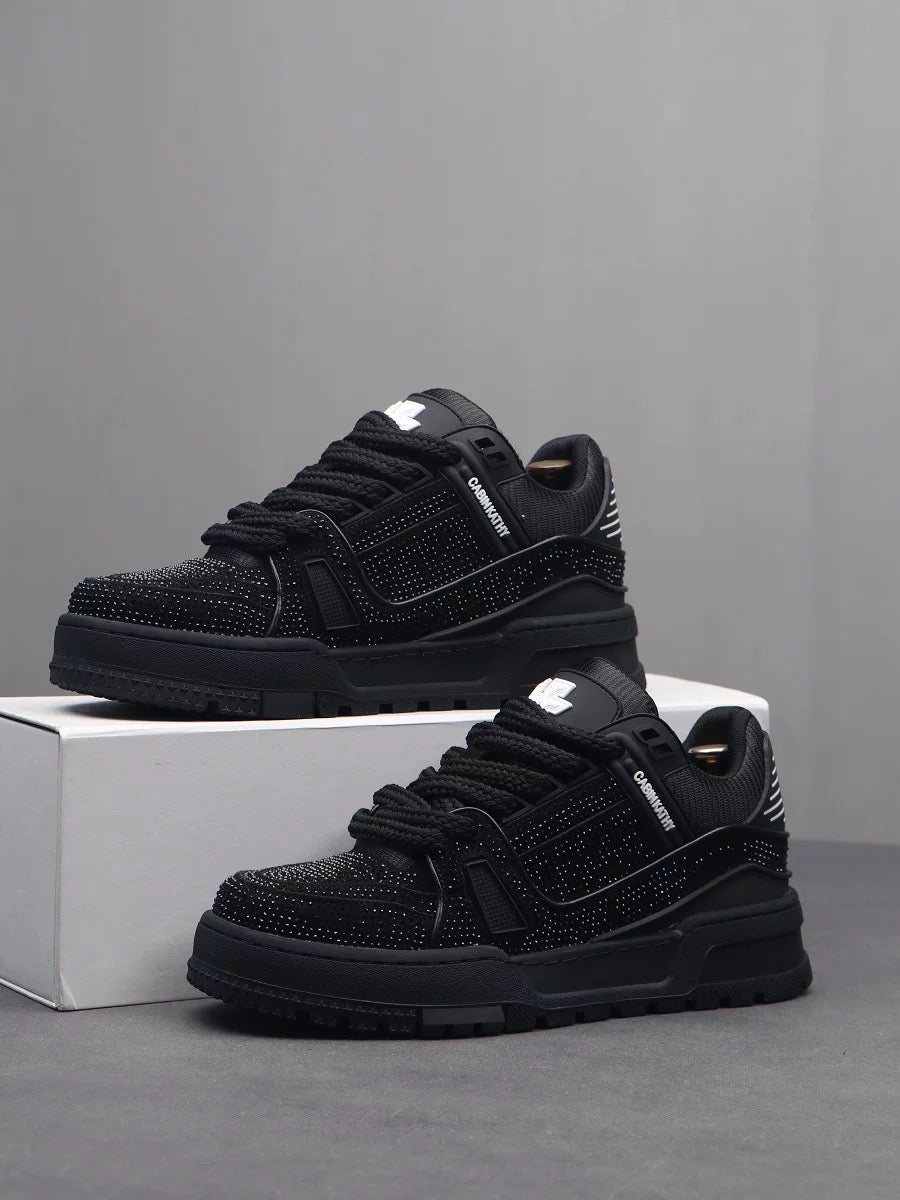 ’LV‘ SNEAKER-SPECIAL EDITION